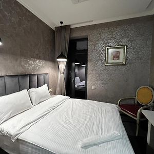 Kamer met een Queen Size Bed