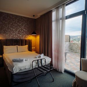Kamer met een King Size Bed